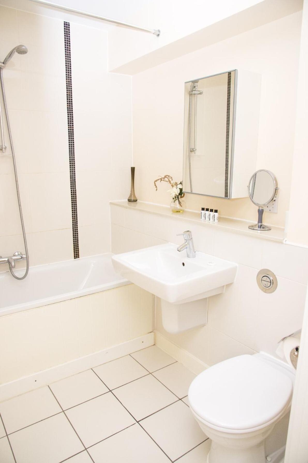 Dazzon Apartments - Hub - Central Mk Milton Keynes Chambre photo